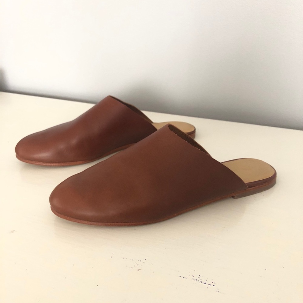 Nisolo Lima Slip On in Brandy